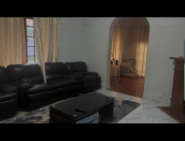 3 BEDROOM FREEHOLD FOR SALE IN EASTWOOD